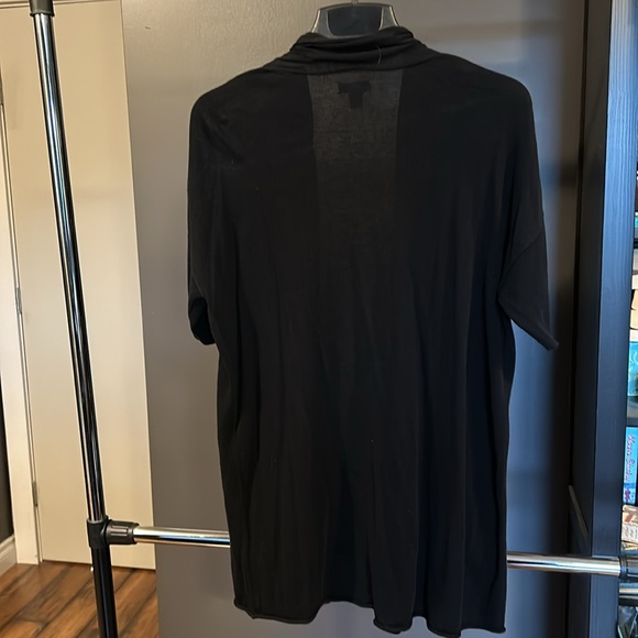 Ladies XL short sleeve cardigan - Picture 2 of 4